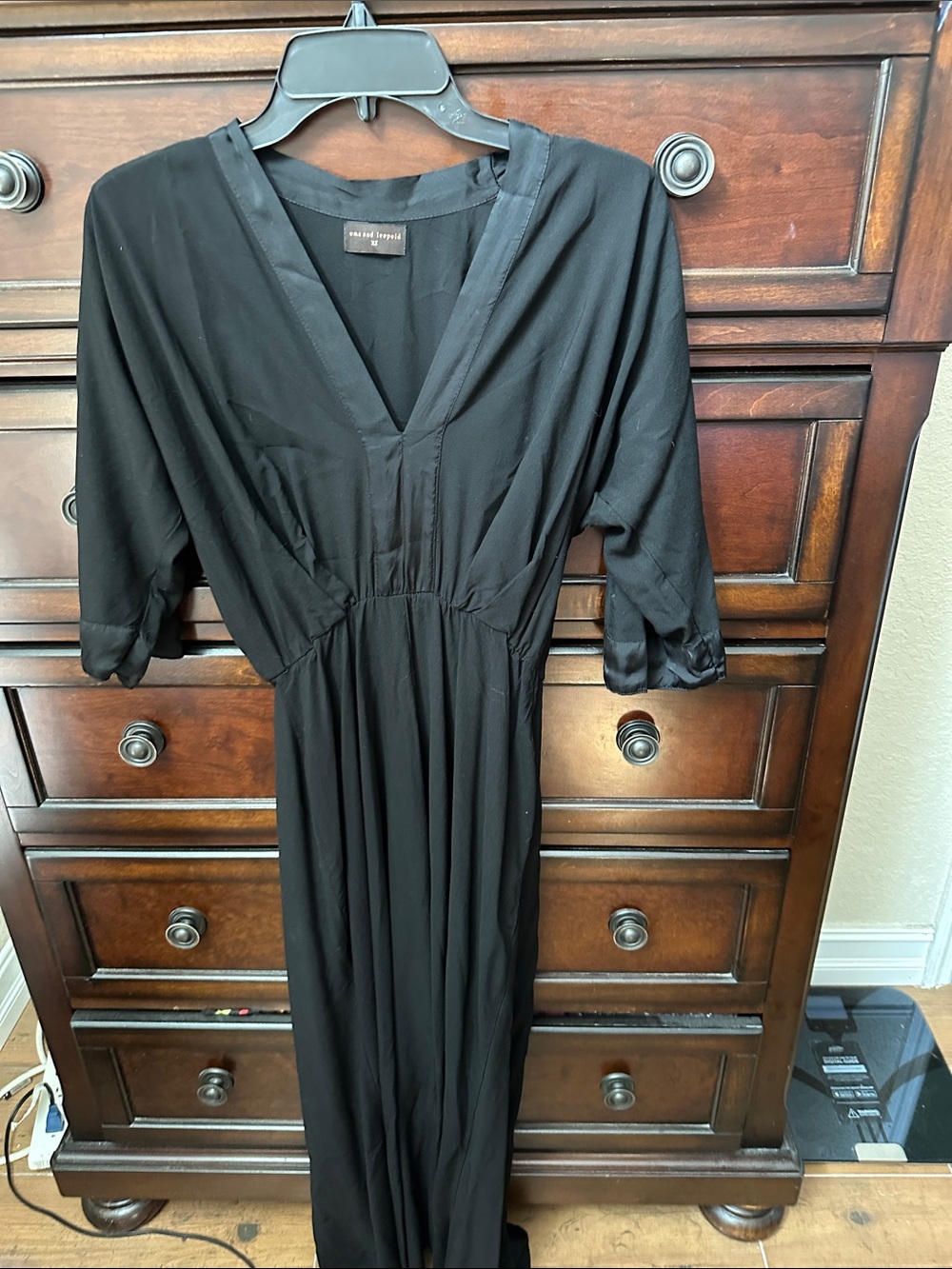Women's Black V-Neck Maxi Dress with 3/4 Sleeves